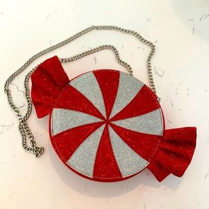 Candy Shaped Handbag w/chain